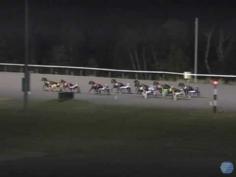 2010 Roses Are Red Stakes - theharnessedge.com