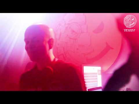 Chris Liberator - Oldskool Breakbeat Hardcore Set - Distant Planet @ MOT 07-12-19