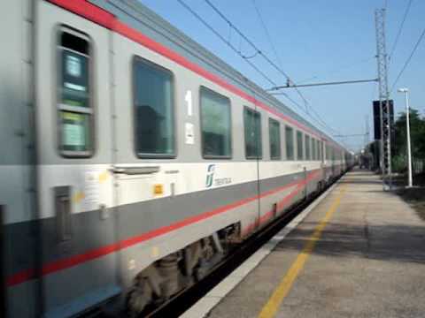 mega strombazzata per l' escity 9768