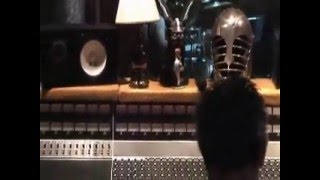 Classic Case -  Studio Clip 1