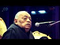 Munawwar Rana Meri Mutthi Se Ye Balu Sarak Jane Ko Kehti Hai मुनव्वर राना म�