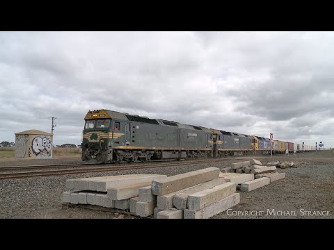 7902V Pacific National Mildura Container Train At Gheringhap (1/9/2023) - PoathTV Railways