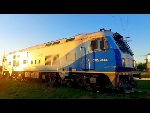 [4K] CNR Dalian CKD 8H 0007 liviana pasando por Marcos Juárez rumbo al este antes del atardecer!!!!!
