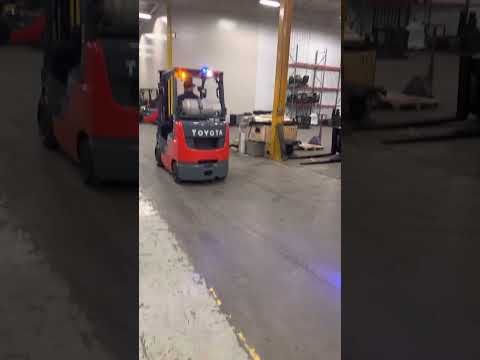 2020 TOYOTA 8FGCU25 5000 LB LP GAS FORKLIFT CUSHION 83/189 3 STAGE MAST SIDE SHIFTER