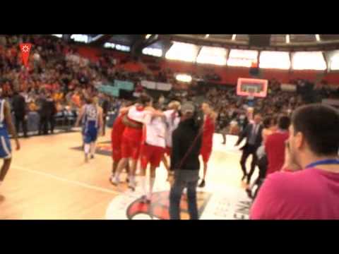 La afición celebra la Copa de la Reina del Rivas Ecópolis