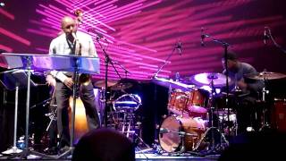 Branford Marsalis Quartet live in Bucharest Oct 2009 - incl. amazing drum solo by Justin Faulkner