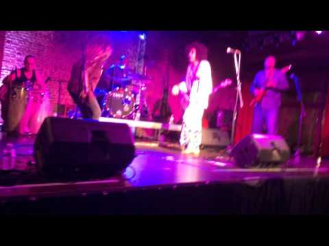 Enicé Mokamba & Leki - Amani Festival 9 October 2015