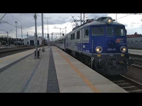 Lublin Główny, wjazd pociągu IC 62100 "Bolko" z Wrocławia Gł., 17/04/2022