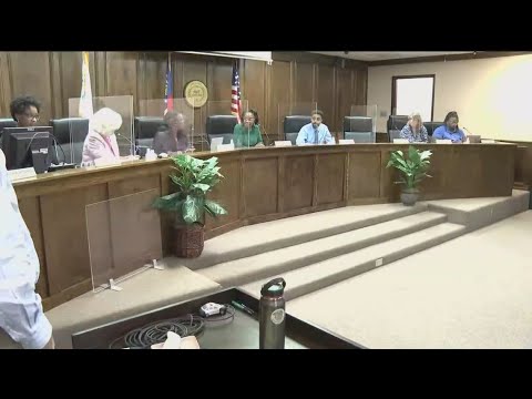 Residents get heated at Clarkston City Council meeting
