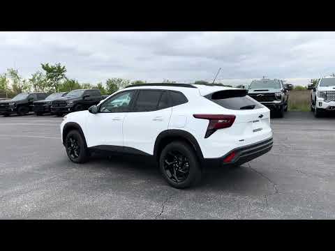 2026 Chevrolet Trax FWD 4dr LT in White for sale at Lally Chevrolet Ltd. in Tilbury, ON