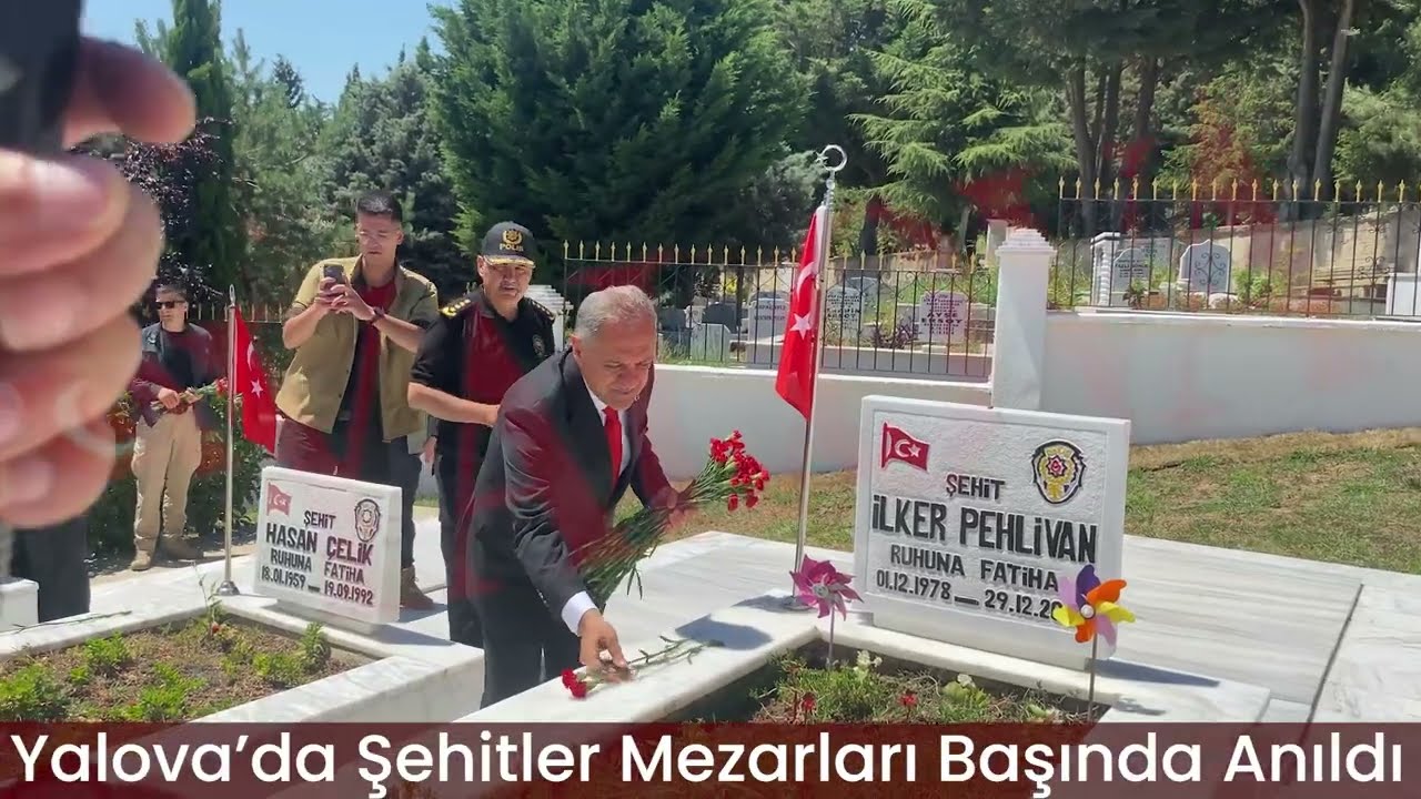 Yalova’da Şehitler Mezarları Başında Anıldı