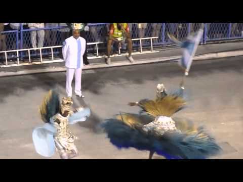 1 casal da Unidos de Vila Isabel 2014.