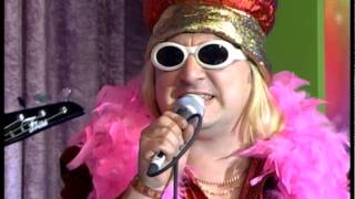 Jorge de Los Sultanes le canta a Tinelli - Videomatch 99