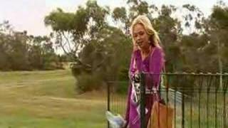 feist - l&#39;amour de pas tu jour - neighbours spoillers