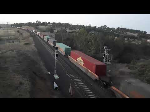 5PM5 down through Lovely Banks