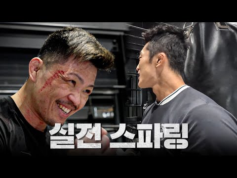 피 흘리면서 죽일듯이 싸우는 일본 선수들