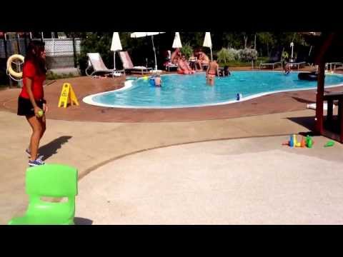 Mafalda Portela "Pseudo-bowling"