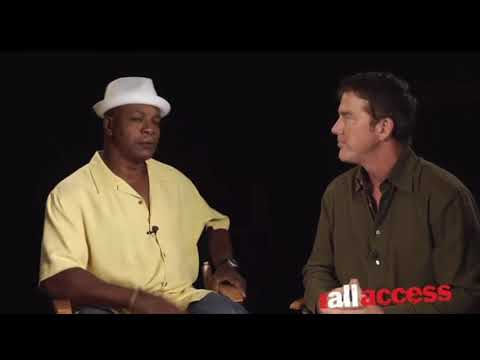 That time “Apollo Creed” (Carl Weathers) met Muhammad Ali