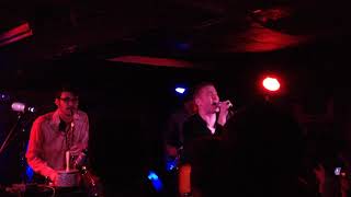 The Amazing Snakeheads - Flatlining