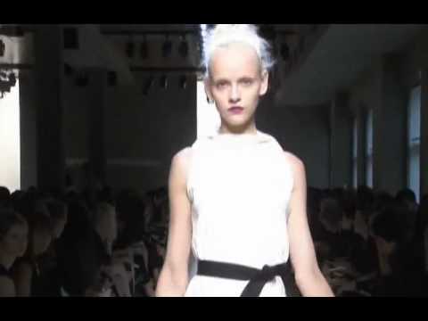 Bottega Veneta - Women's Spring Summer 2010 VideoBottega Veneta2.flv