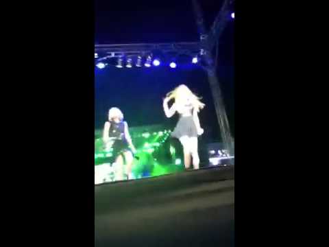 [FANCAM] DKFC in Manila Tahiti