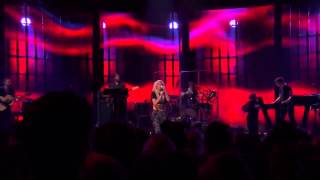 Ellie Goulding - Under The Sheets (Live at iTunes Festival 2013)