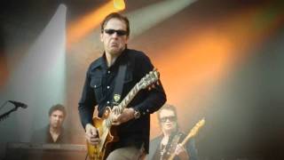 Black Country Communion - song of yesterday ....awesome live band!!