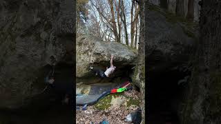 Video thumbnail of La Force d'en Bas, 8a. Fontainebleau