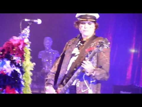 Manic Street Preachers "Tsunami" live @ O2 academy Brixton 22/01/2011 High Quality