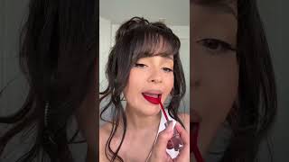 Recreating the ICONIC + legendary #Selena 90’s #redlipstick look using our #IconVelvet in The MVP 🌹