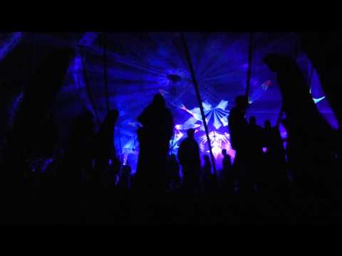 Higwar@dropCelebration VagaSplash 09 05 15