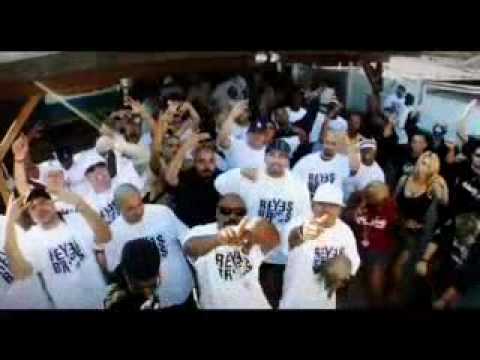 Traffic - The Reyes Brothers