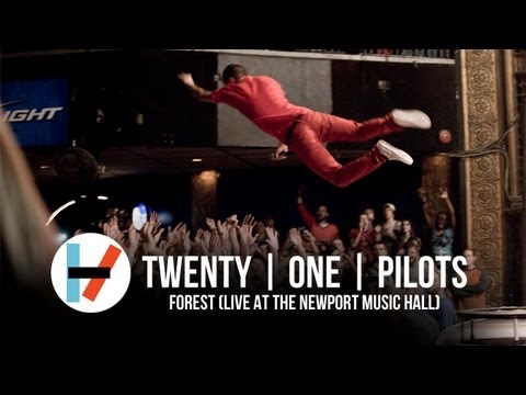 twenty one pilots - Forest (Live at Newport Music Hall)