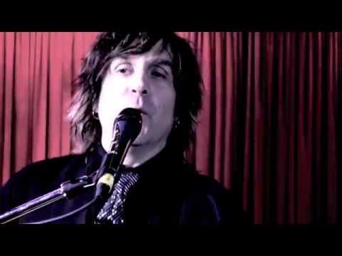 The Test Icicles - Solsbury Hill (Peter Gabriel cover)
