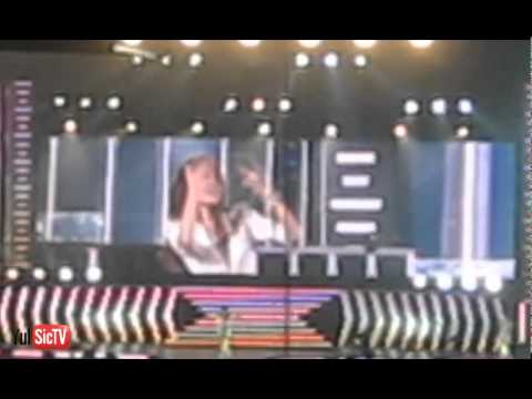 [110717] SNSD Yulsic 율싴 Fancam Moment #95- Linking Pinkies At Kissing You