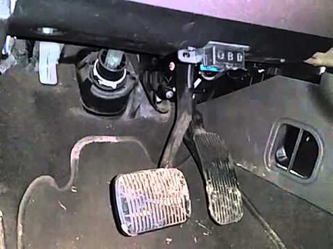 CB0124 - 2008 Ford Taurus SEL - Power Gas and Brake Pedal