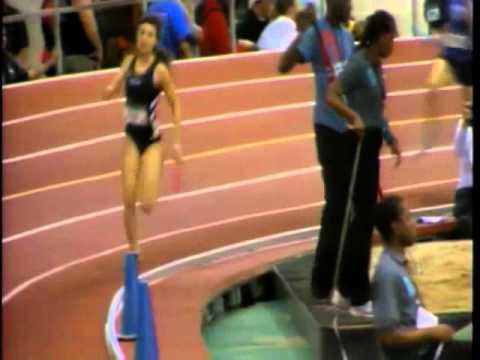 Girls 4x200m EE Heat 3 - New Balance Indoor Nationals 2011
