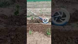 Tilling soil is easy by this tool