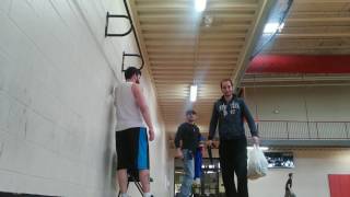 Little mans revenge on Tall friend