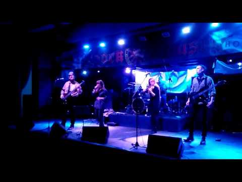 Feuerwind - Morsiamen Itketys (MeNaiset cover)  (live in Rock House 14.04)