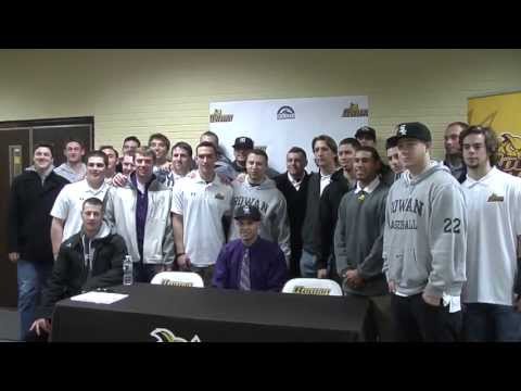 Marc Magliaro signs with Rockies