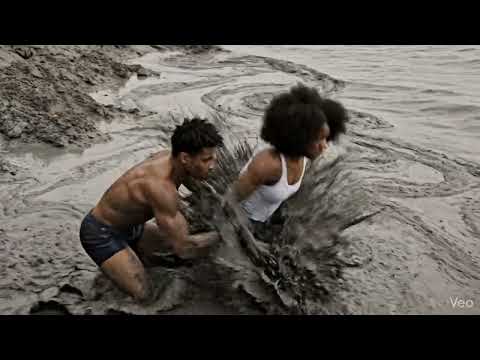 quicksand girls stuck in mud 😭💔