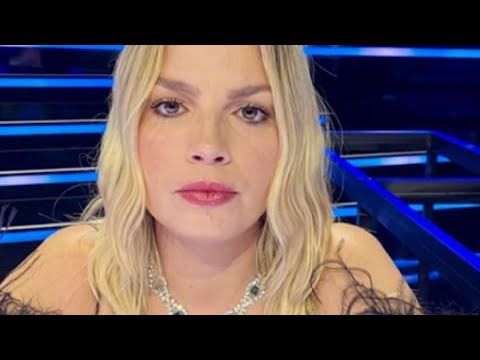 Emma Marrone incoraggia Vale LP dopo l'eliminazione a X Factor 2021: "Continua a creare" Nel live di