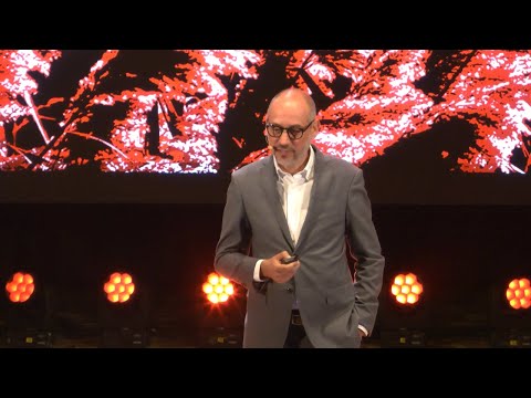 L'uomo: un meraviglioso errore | Nicola Donti | TEDxLecco