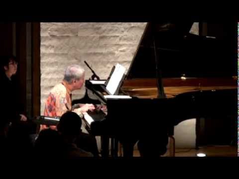 Southern Cross (Juan María Solare). Piano: Yuji Takahashi