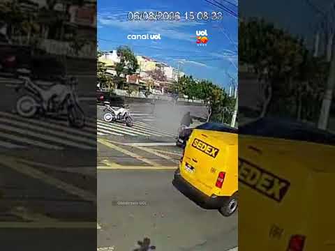 Dupla tenta roubar moto, PM chega segundos depois e mata homens em SP