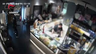 il-video-della-rapina-a-mano-armata-in-un-bar-nel-napoletano