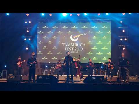 Ansambl "Opus", vokal Robert Hip, flauta Aleksa Tubić, numera: "Još ne sviće rujna zora"