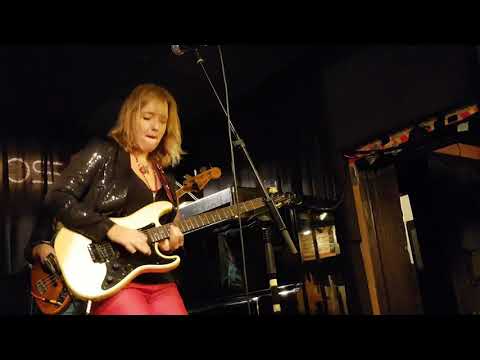 Vanesa Harbek - Pride And Joy -  Live in Topos 2020 - Leverkusen - Germany