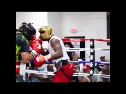 FLOYD MAYWEATHER SPARRING FOR FIGHT WITH MANNY PACQUIAO